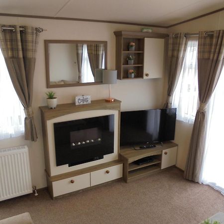 The Grange Ingoldmells: Elan 6 Berth, Central Heated, Wrap Around Decking ภายนอก รูปภาพ